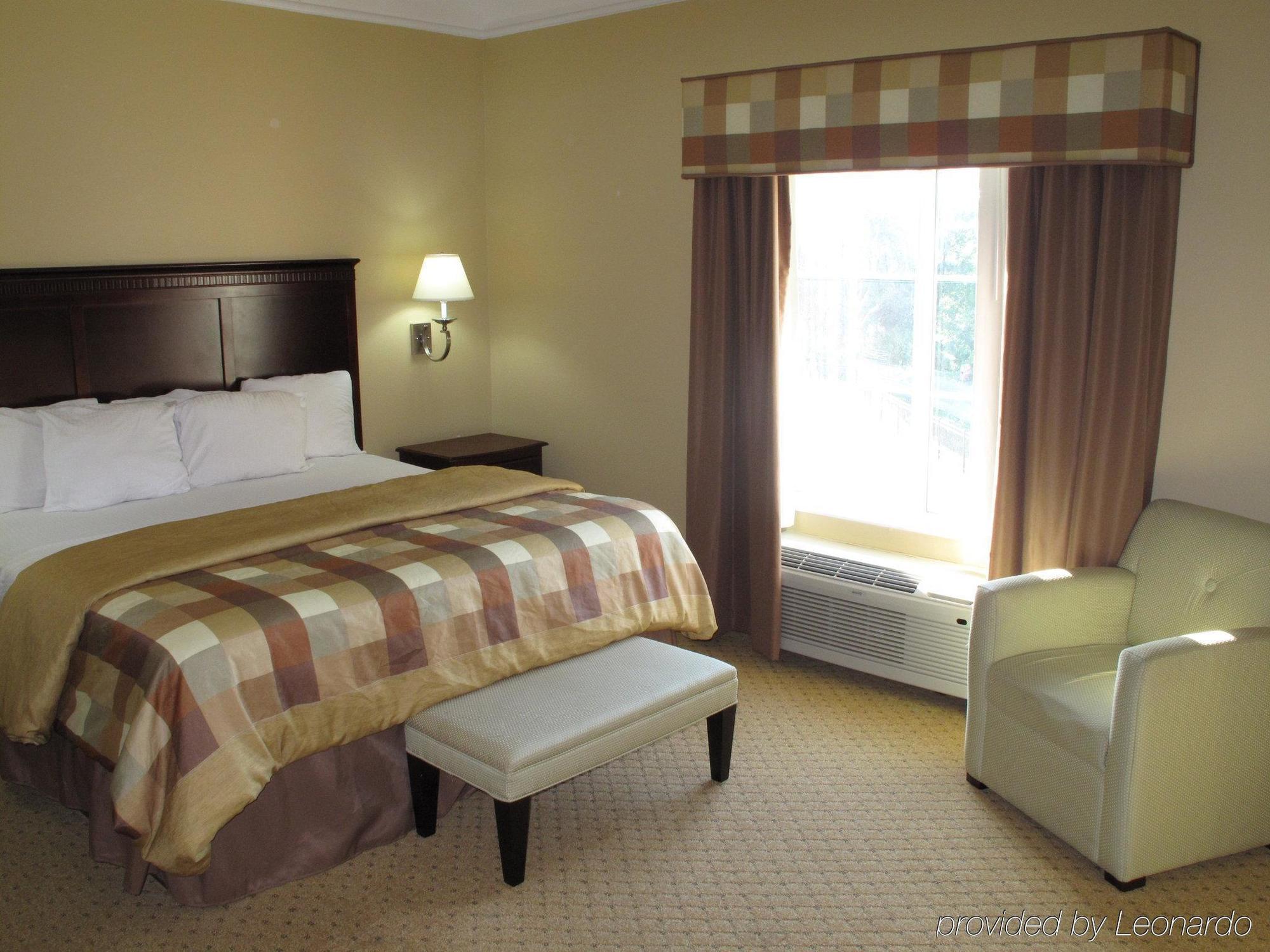 La Quinta Inn & Suites Fultondale Pokoj fotografie